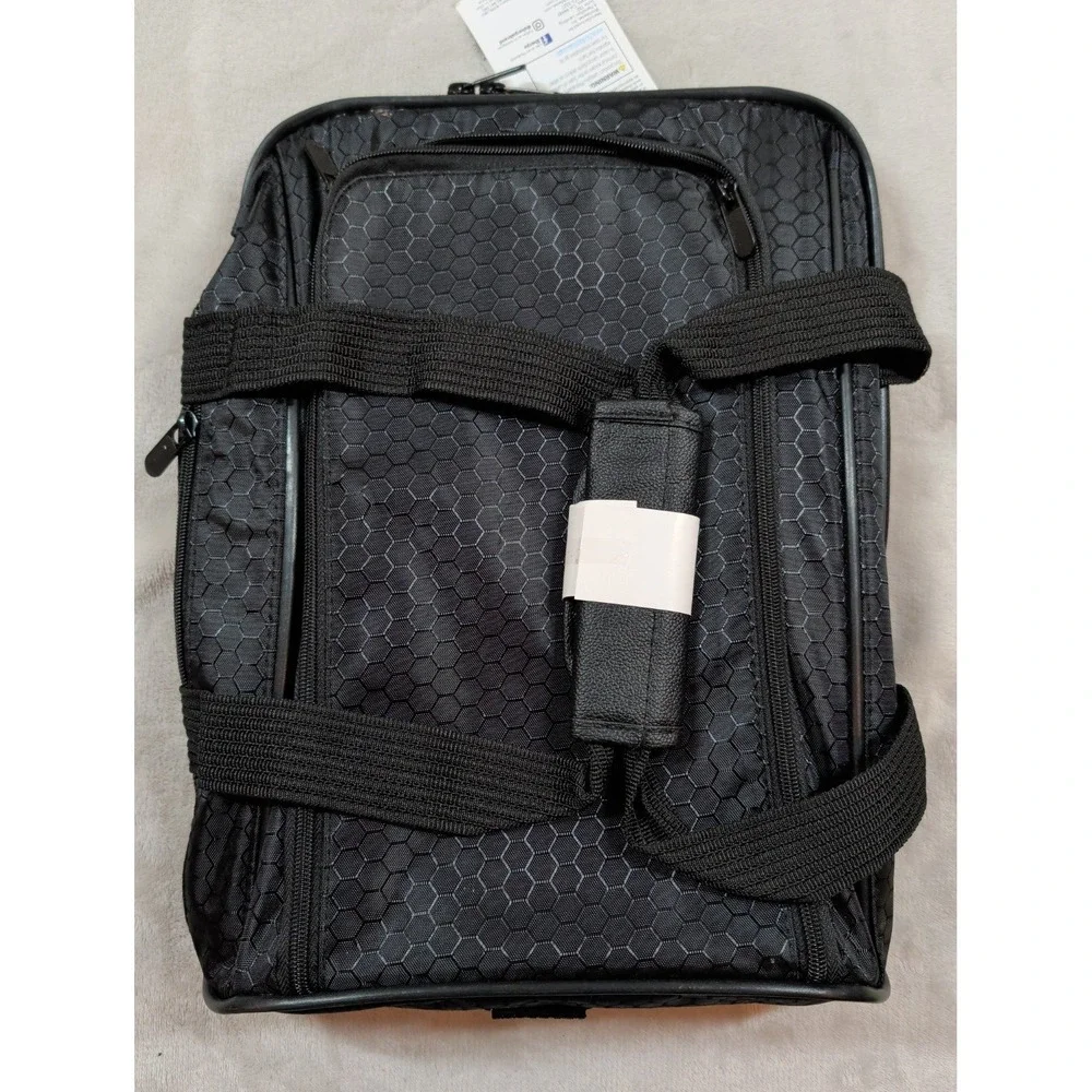 Sherpa Carrier To Go Medium Black Pet Travel Bag Airline‎ Approved 16810